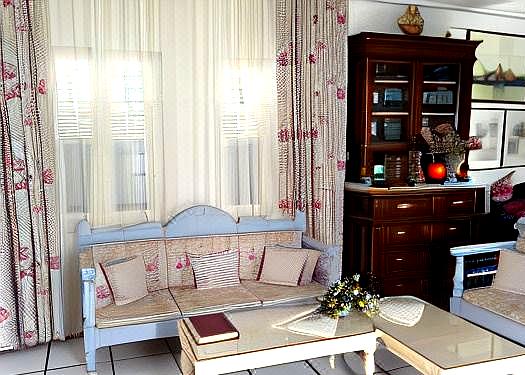 King Thiras Hotel